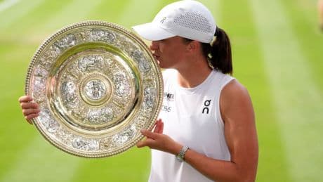 Iga Swiatek beats Amanda Anisimova 6-0 6-0 to win first Wimbledon title