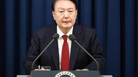 SON DAKİKA! GÜNEY KORE'DE ESKİ DEVLET BAŞKANI YOON, SIKIYÖNETİM SORUŞTURMASI KAPSAMINDA SORGULANDI!
