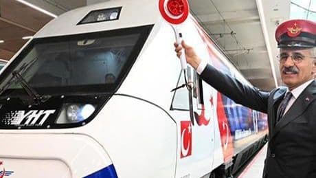 68 gün boyunca 90 bin kilometre yol kat edecek: '15 Temmuz Demokrasi ve Milli Birlik Treni' raylarda
