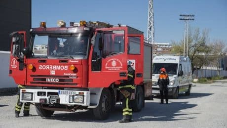 Muere una mujer al incendiarse una vivienda en un barrio de Málaga