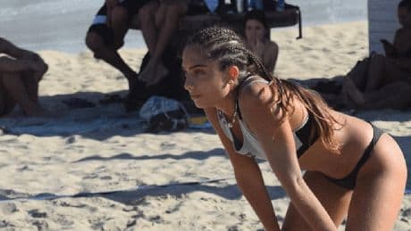Simona Cinà: Italienische Volleyballerin nach Party tot im Pool gefunden