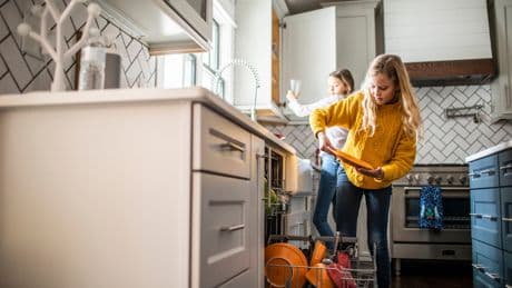 There's Actually A Really Good Reason You Should Get Your Kids Helping Around The House