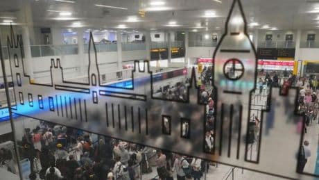 „Der Flughafen hat einen Seelsorger bereitgestellt“
