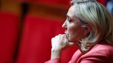 Marine Le Pen en Nouvelle-Calédonie pour promouvoir sa nouvelle doctrine
