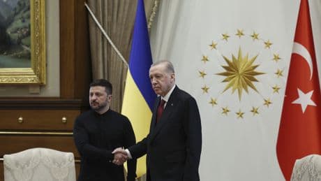 Ukraine's Zelenskyy arrives in Turkey for talks with Russia, without Putin