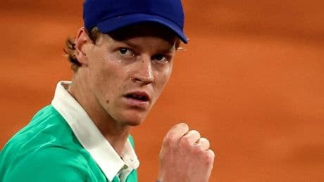 Sinner despide a Djokovic y se enfrentará a Alcaraz por la Copa de los Mosqueteros
