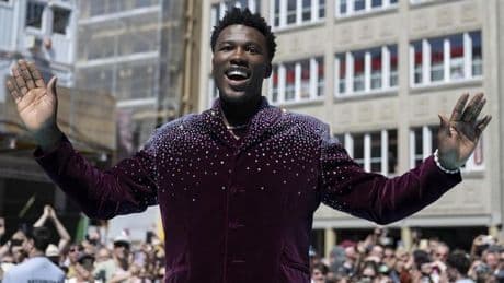 Mit Claude wollen die Niederlande beim ESC alles anders machen