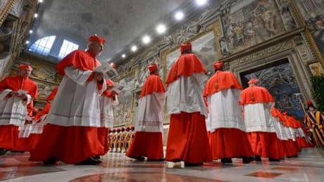 Konklave im Vatikan: Wahl des neuen Papstes wird fortgesetzt - vier weitere Wahlgänge geplant