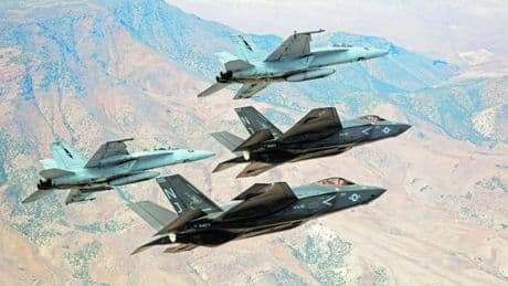 Das US-Tarnkappenflugzeug - Westliches Wettrüsten am Himmel