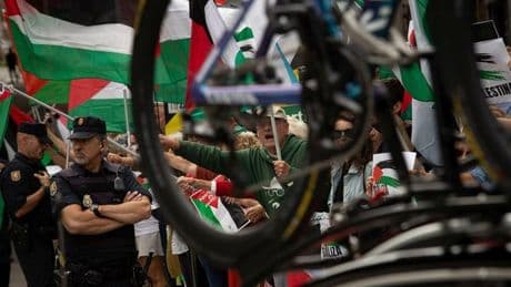 Madrid se blinda para la final de la Vuelta ante las protestas pro Palestina: 850 policías y control de grupos radicales