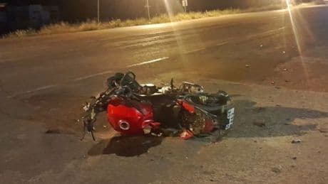 Motosikletlinin feci ölümü!