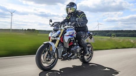 Neue Motorräder von BMW: Vom renovierten Reiseexpress zum radikalisierten Roadster