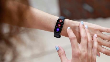 Fitnesstracker-Test: Die besten Armbänder 2025 von Fitbit, Huawei & Co.