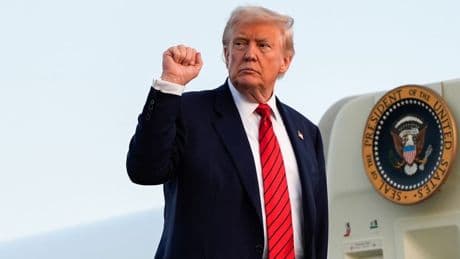 Donald Trumps Zollkrieg: Er nimmt die Schweiz in den Schwitzkasten