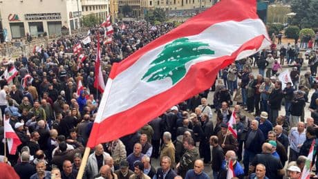 Liban: l'ancien ministre de l'Économie arrêté pour falsification, détournement de fonds