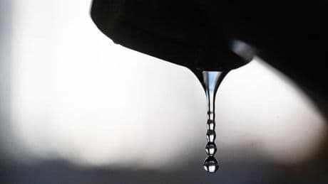 Komischer Geruch: Menschen in Staufenberg sollen Trinkwasser abkochen