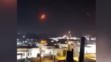 Präventivschlag gegen Terror-Regime - Israel greift Irans Atomprogramm an