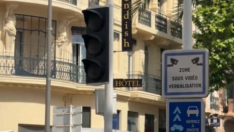 Cannes: 160.000 foyers privés d'électricité, la piste d'actes malveillants étudiée