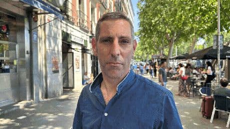 Fumadores y no fumadores, sobre la nueva ley antitabaco: &quot;Entra en juego la empatía que pueda tener cada uno&quot;