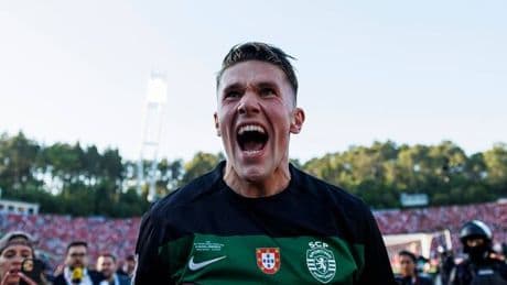 Viktor Gyokeres to Man United takes twist as striker makes international statement
