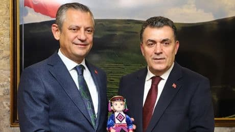 CHP'li belediye başkanından 'AKP'ye geçeceği' iddialarına yanıt