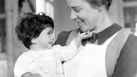 Elisabeth Eidenbenz, la mujer que puso la maternidad como un acto de resistencia y fue perseguida por la Gestapo