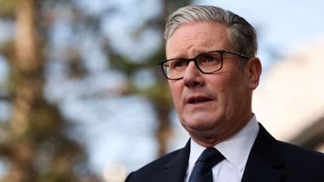 Starmer issued warning over Iran war as Trump poised to make decision on attack