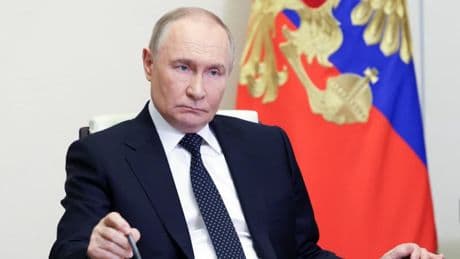 Menace nucléaire: le Kremlin appelle à la "prudence" après le déploiement de deux sous-marins américains