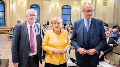 Koalition: Kauder: Regierungsfraktionen müssen auf Einigung gepolt sein