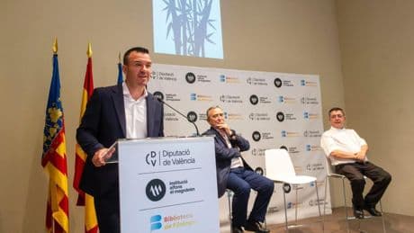Vicent Mompó trata de resucitar el alma valencianista del PP ante la asfixia de Vox