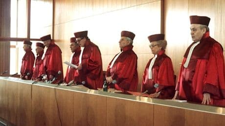 „Nicht  Vertreter irgendeiner politischen Richtung“