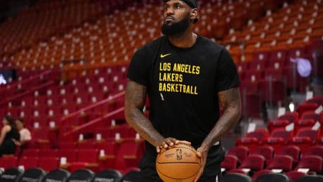 Responsable de robar más de 400 camisetas usadas de los Heat: ganó más de dos millones