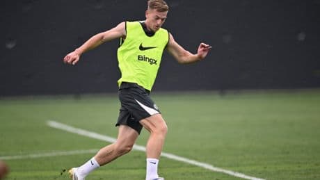 Chelsea fans proclaim ‘we are so back’ after watching Liam Delap training video