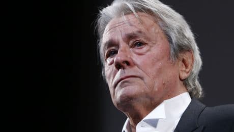 Se descubre el testamento secreto de Alain Delon, que sólo favorece a su hija pero no a sus dos varones