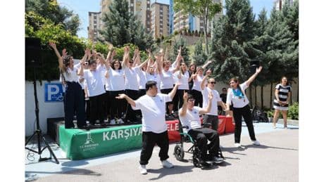 Karşıyaka’da engelsiz etkinlikler başladı