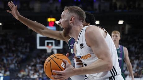 Real Madrid - Unicaja, en directo: última hora, horario y dónde ver el partido de Liga Endesa