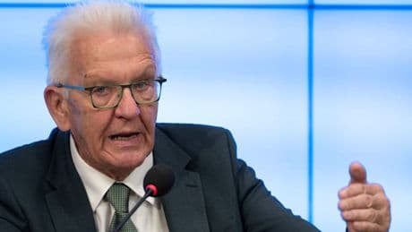 Kretschmann kritisiert Grüne für linke Politik – und fordert Begrenzung der illegalen Migration