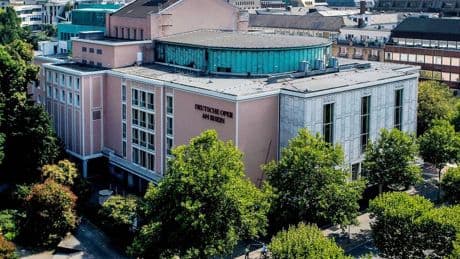 Hitzige Debatte: Bürgerentscheid zum Opernbau? Der Stadtrat hat entschieden