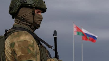 Bombarderos, antisubmarinos y misiles: Rusia intimida a la UE tras poner a prueba el espacio aéreo de la OTAN con drones