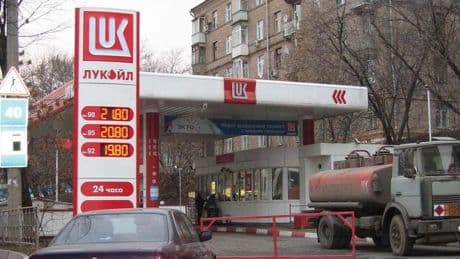 La gasolina en Rusia, cada vez más cara debido a los ataques de Ucrania