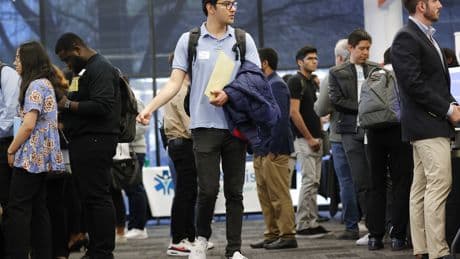 Aux Etats-Unis, les jeunes diplômés confrontés à une crise de l'emploi