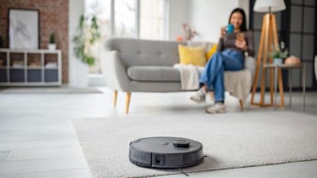 Nur 150 Euro: Bei Amazon gibt es einen schicken Saugroboter aktuell zum halben Preis