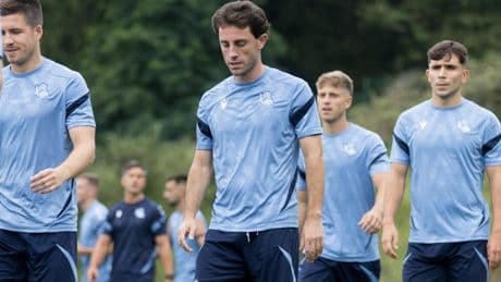 Los descartes de la Real Sociedad, junto al resto del grupo