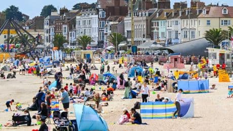 Spring was sunniest since records began as Brits enjoy 630 hours of sun in three months