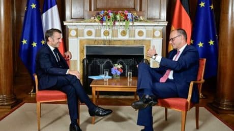 Ils parlaient de rétorsions dures mais ont accepté un accord très défavorable: Merz et Macron ont-ils eu peur de Trump?
