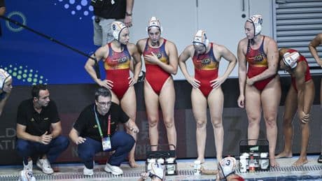 Hungría hace añicos a la campeona olímpica y la cita con Estados Unidos por el bronce