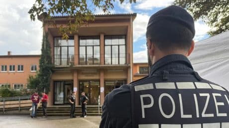 Tübingen: Großes Polizeiaufgebot vor Streitgespräch von Palmer und Frohnmaier