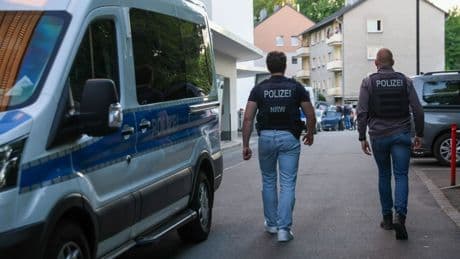 Kriminalität: Nach Angriff auf fünf Menschen: Tatverdächtiger festgenommen