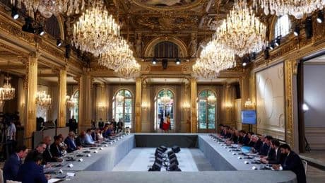 Accord “historique” sur l’avenir de la Nouvelle-Calédonie