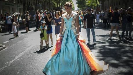 Virginie Despentes, Anna Mouglalis, Ian Brossat et un collectif : « Accepter la présence d’un groupe identitaire au sein de la Pride revient à acter une forme de renoncement »